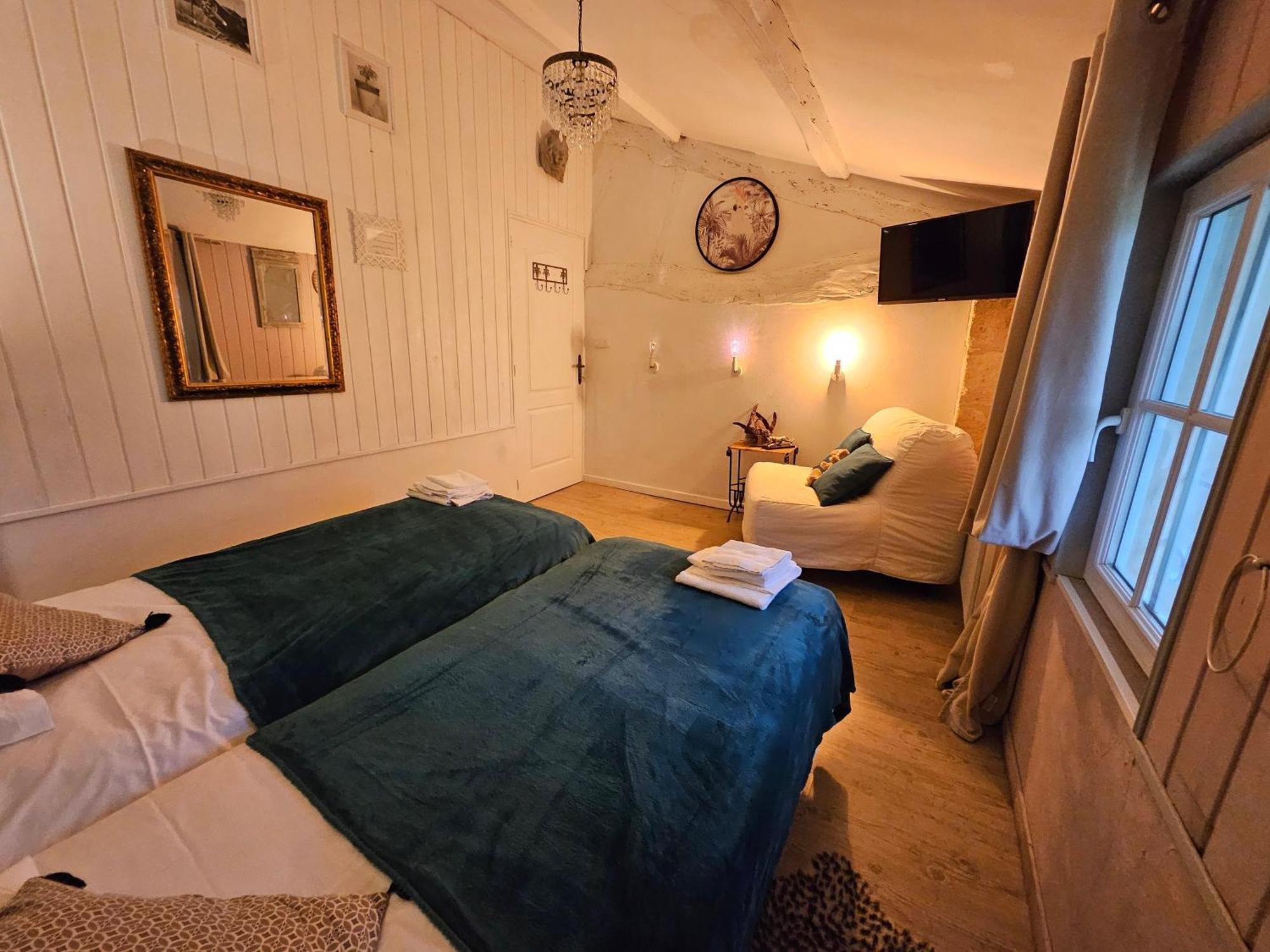 Le Manoir Lacustre Queyrac Extérieur photo